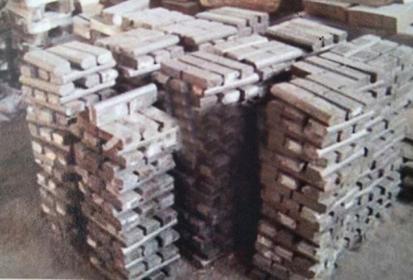 鋼坯加熱爐耐熱滑塊生產(chǎn)現(xiàn)場(chǎng)